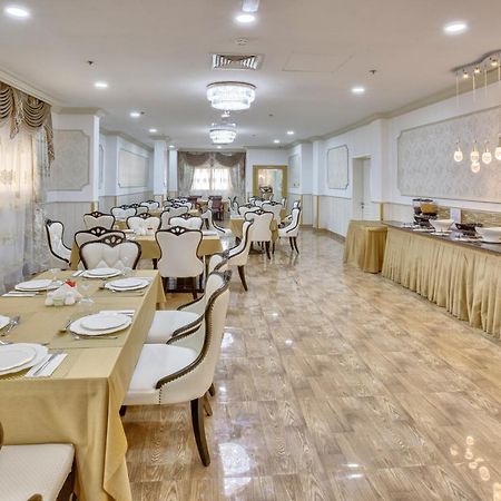 Royal Hotel シャルジャ エクステリア 写真