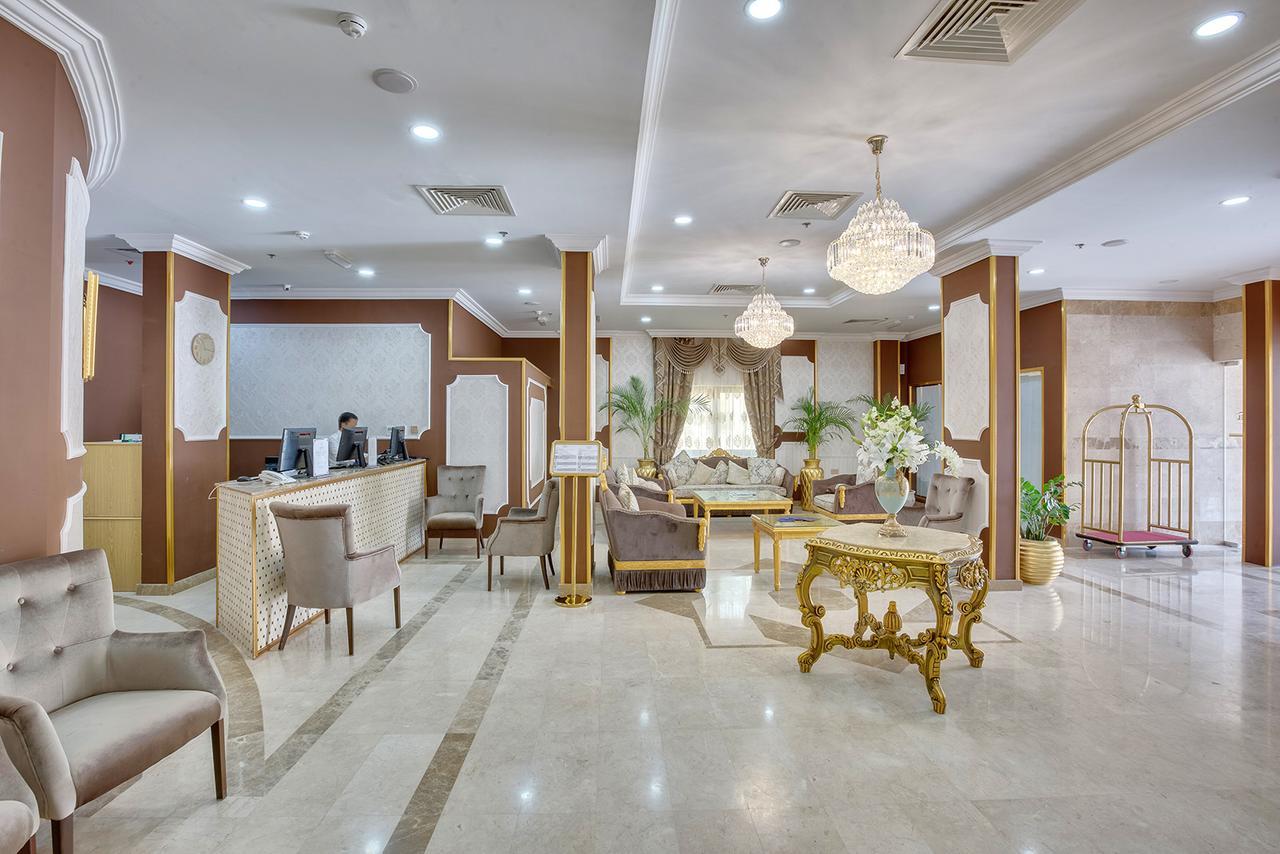 Royal Hotel シャルジャ エクステリア 写真